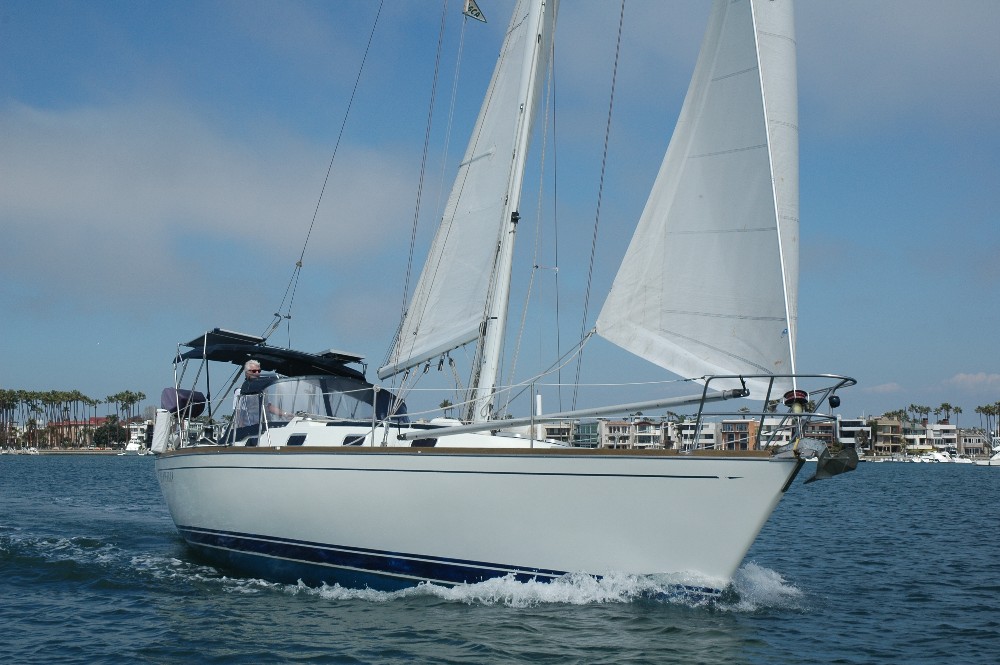 sailboat data tartan 37