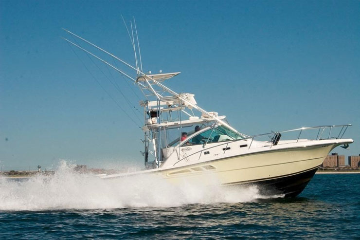The Rampage 38 went into production shortly after the turn of the century, and particularly between 2001 and 2006, quite a few were built. Today, over two dozen are on the brokerage market. The one seen here is currently listed in East Rockaway, NY.