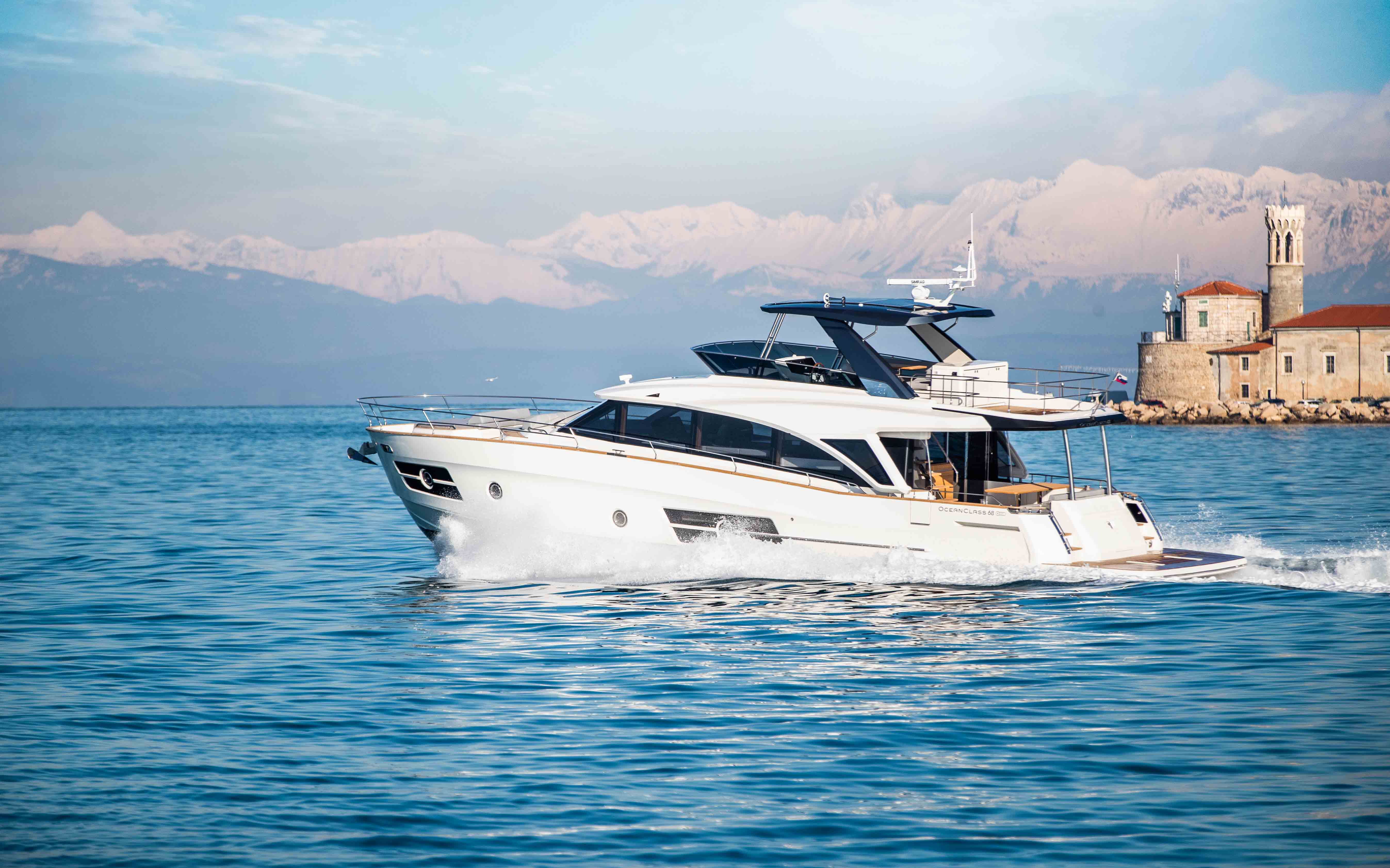OceanClass 68 Hybrid Yacht