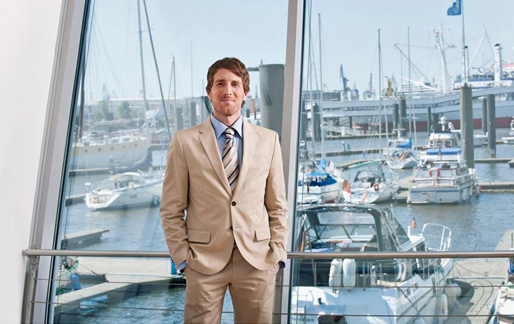 How to Become a Boat Broker? 