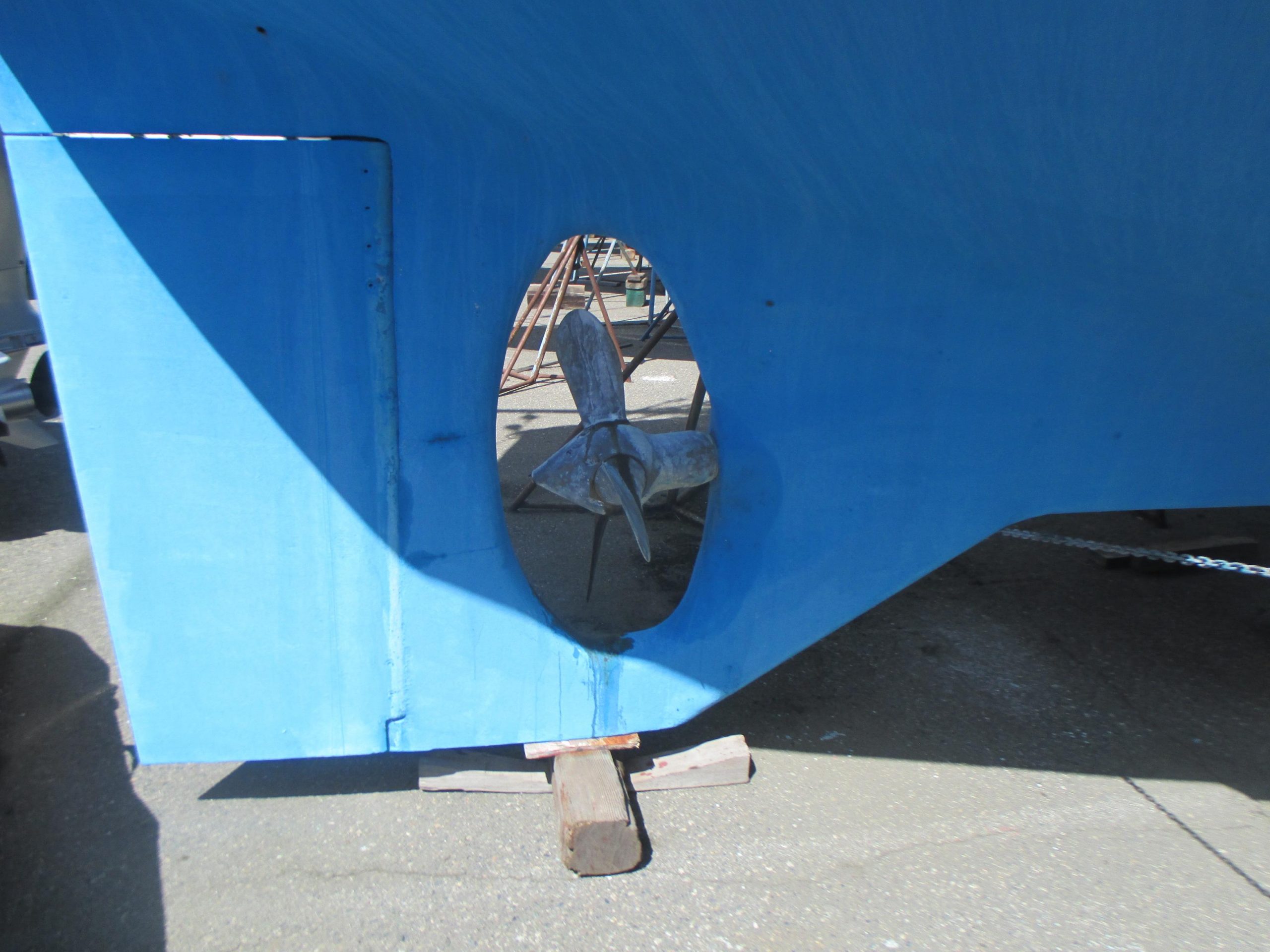 Variable pitch propeller on sailboat